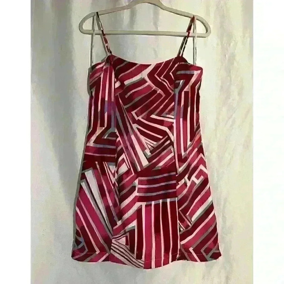 Lulus Geometric Pink/Red Dress Size Medium - Picture 1 of 8